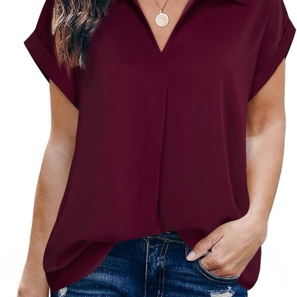 Tops - NWT Chic Burgundy V-Neck Blouse